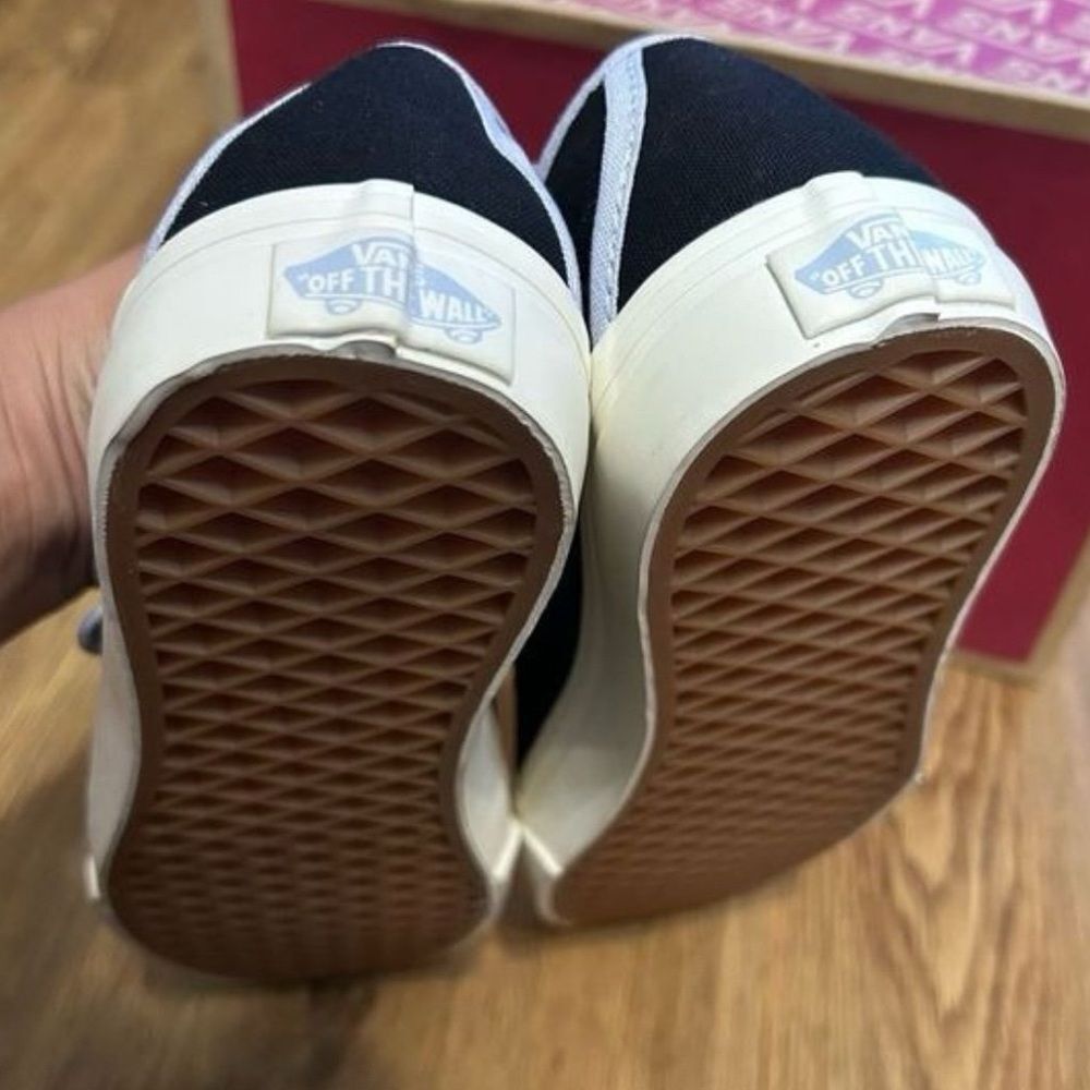 Vans Off The Wall Mary Jane Black Buckle Shoes Sneakers Women’s 7 New — image 5 of 7